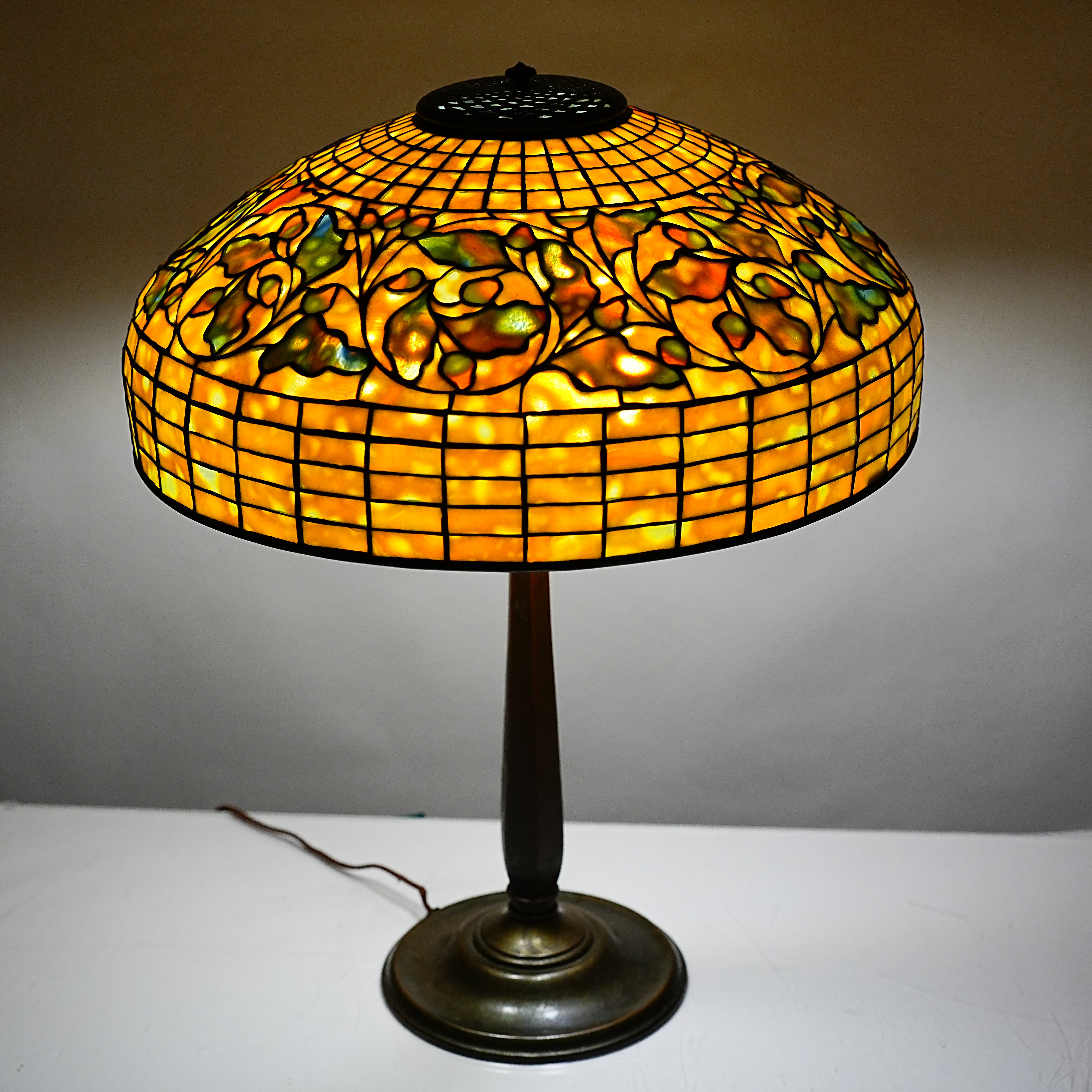 Tiffany Studios Oak Leaf and Acorn Lamp