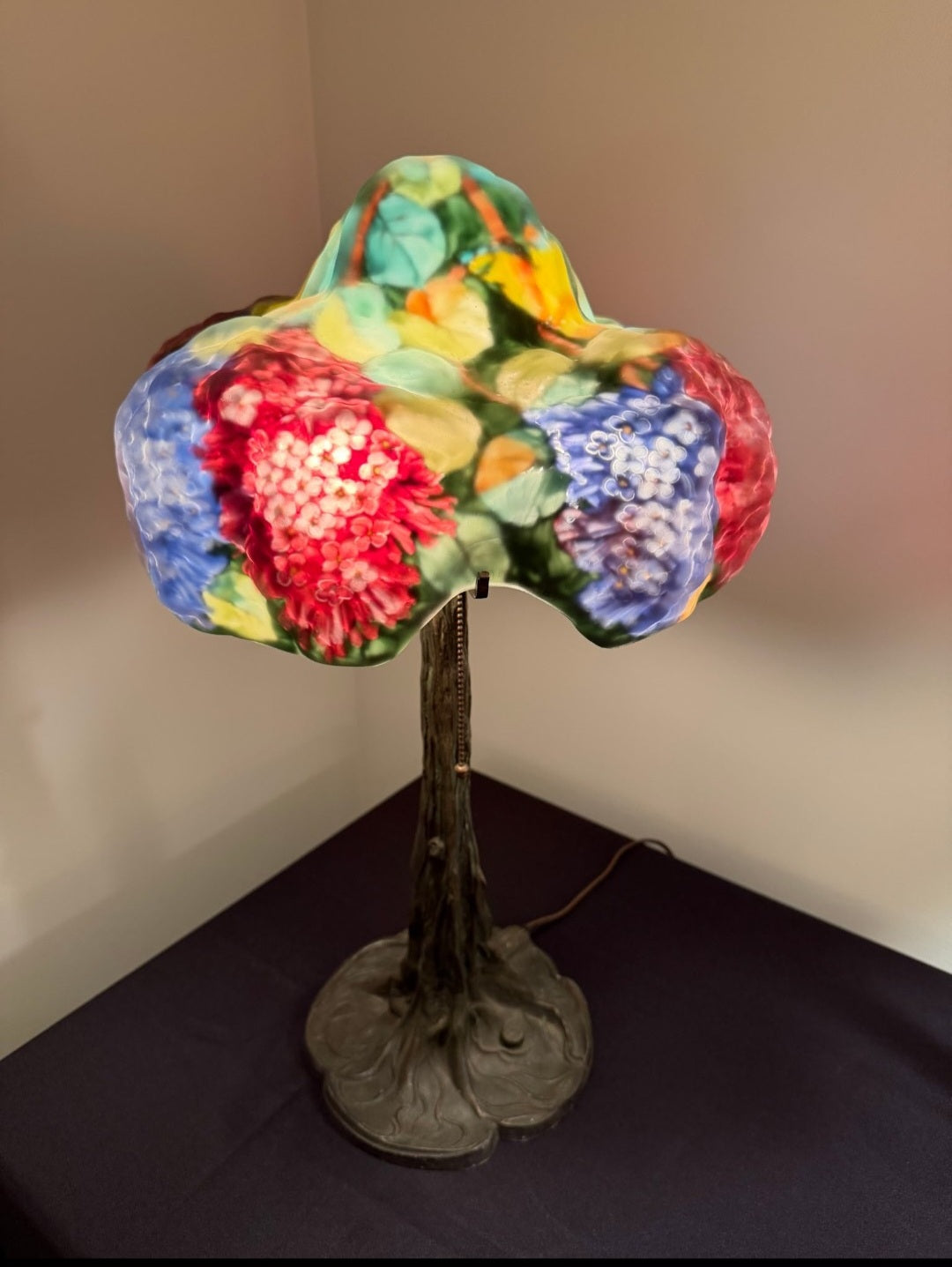 Pairpoint Puffy Lilac Lamp