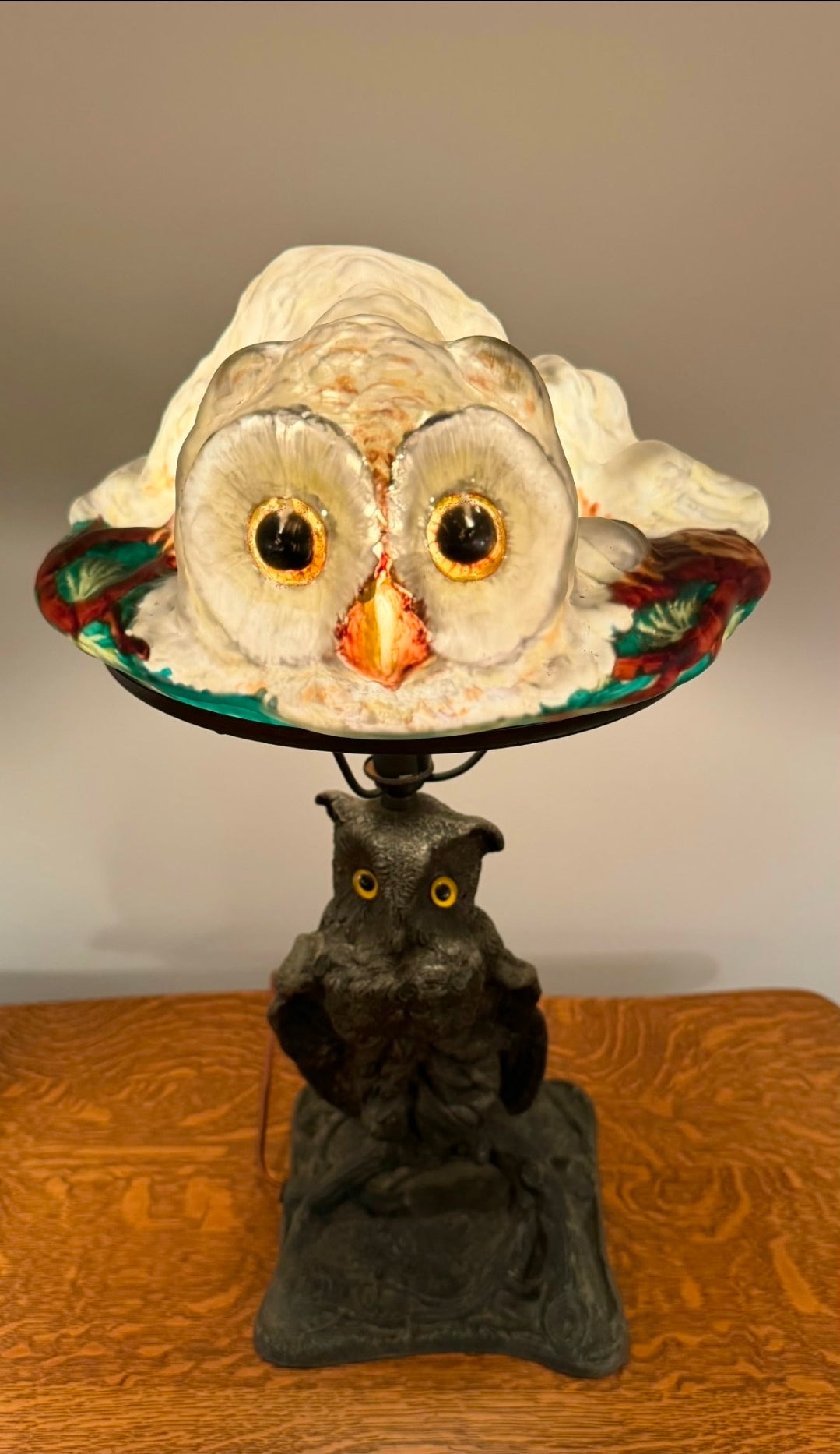 Pairpoint Puffy White Owl Lamp