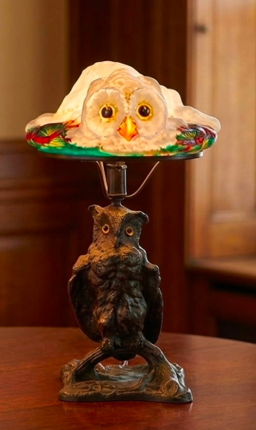 Pairpoint Puffy White Owl Lamp