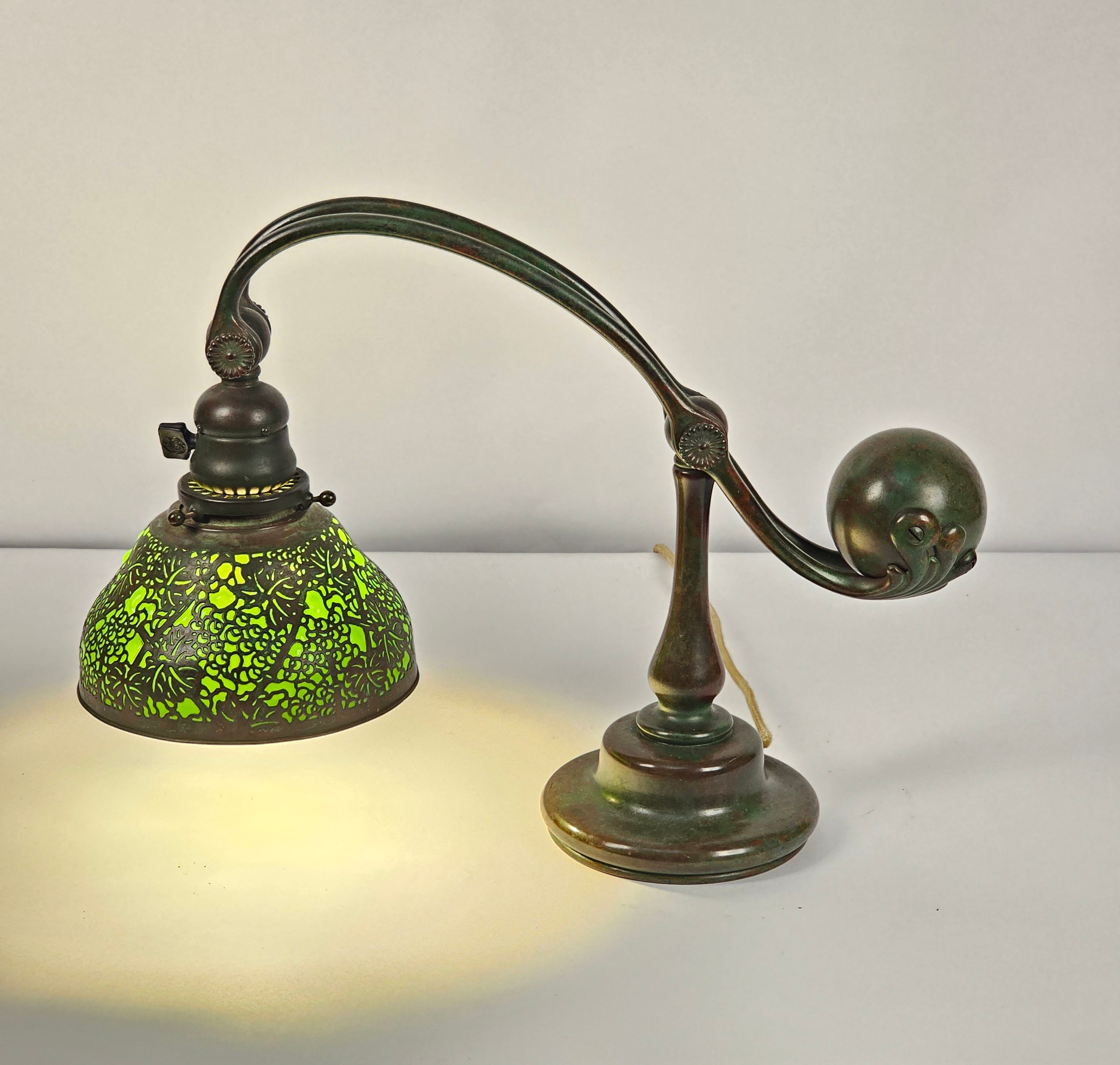 Tiffany Studios Grapevine Desk Lamp