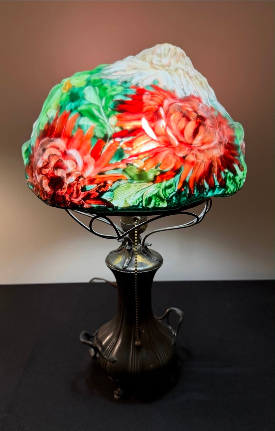 Pairpoint Puffy Chrysanthemum Lamp